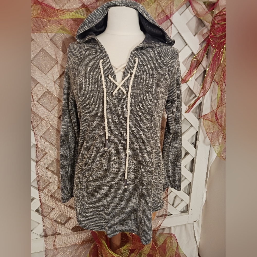 Inspired Hearts hoodie ties in front women's large